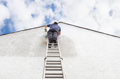 Peinture extérieure à Val-d'Isère — façades et ravalement